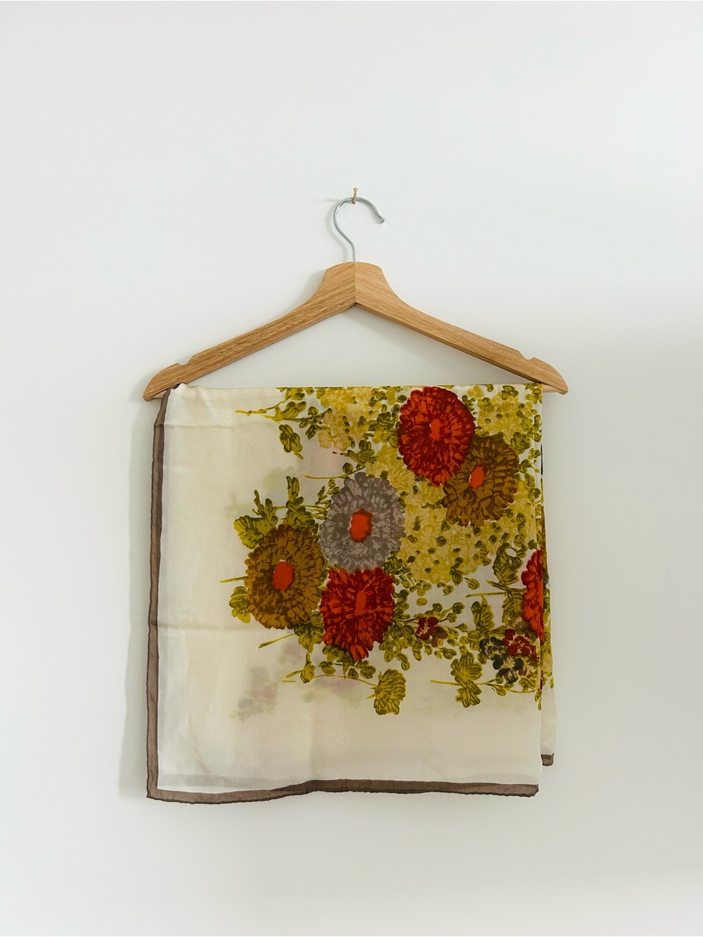 Vintage 70s sheer floral scarf